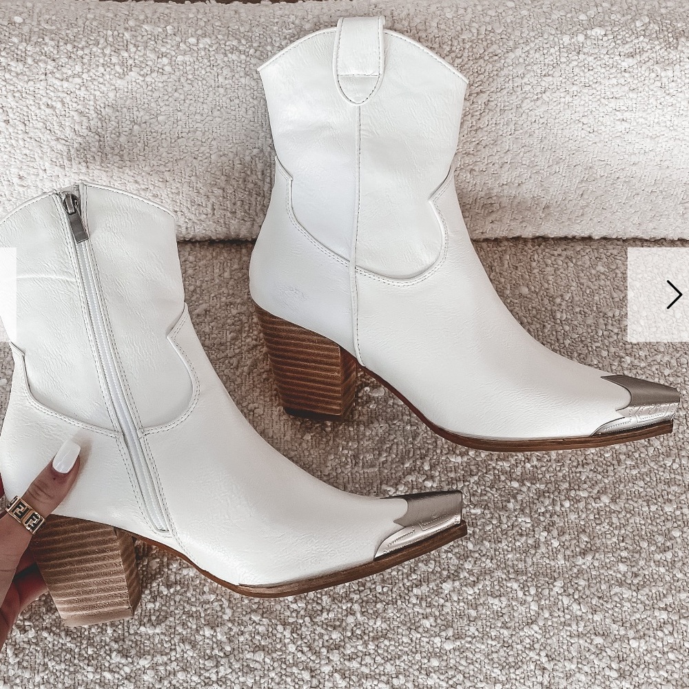 White cowgirl boots